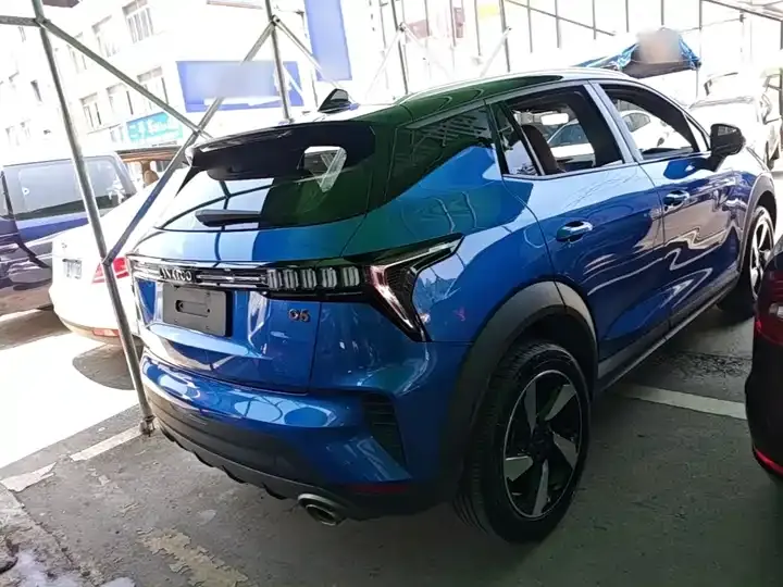 LYNK&amp;CO 06 2020 1.5T Pro 7