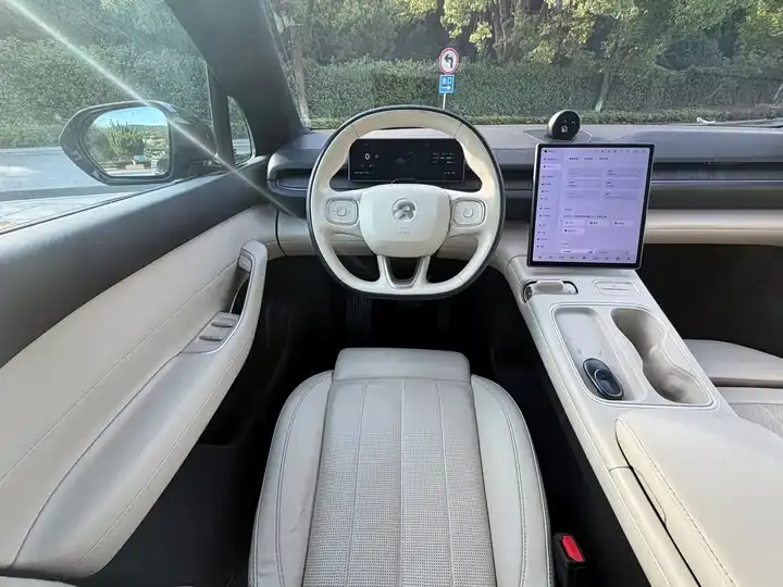 NIO ES6 2023 75kWh 9