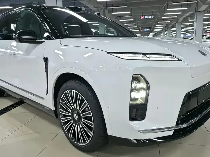 NIO ES8 2026 Six-seat Executive Deluxe Edition 2