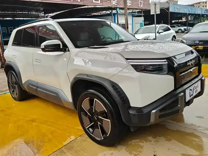 Titanium 3 2025 501KM 4-wheel drive Ultra Edition 3