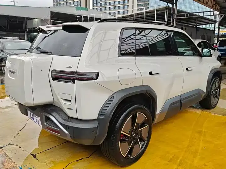 Titanium 3 2025 501KM 4-wheel drive Ultra Edition 6