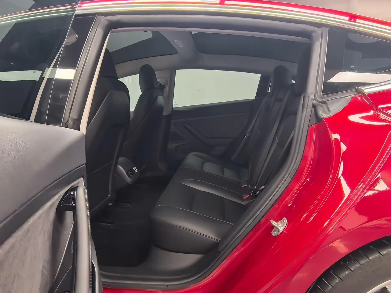 Tesla 2020 Model 3 long endurance rear wheel drive version (modified) automatic gear 4