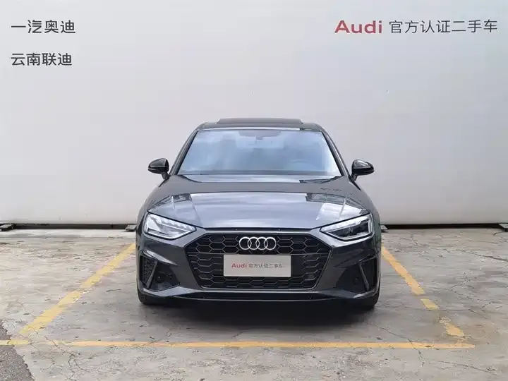 Audi A4L 2023 40 TFSI Deluxe Dynamic 3
