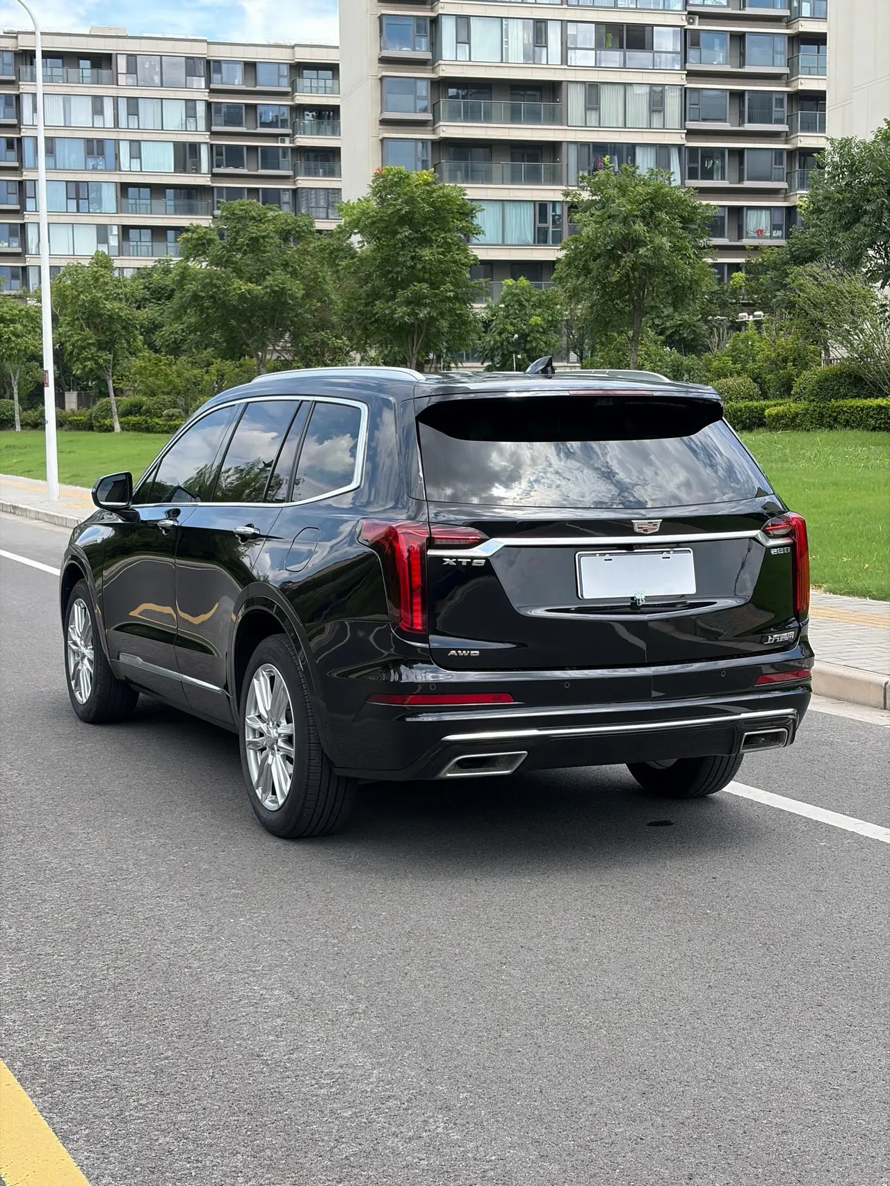Cadillac 2022 XT6 48V 2.0T 6-seat four-wheel drive luxury automatic gear 15
