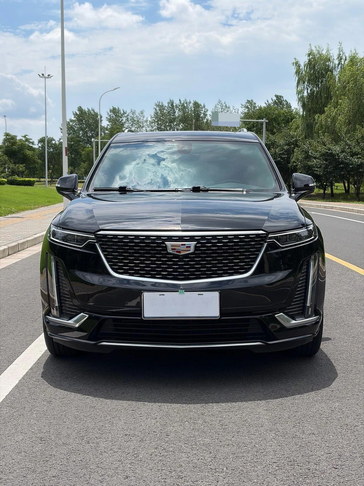 Cadillac 2022 XT6 48V 2.0T 6-seat four-wheel drive luxury automatic gear 2