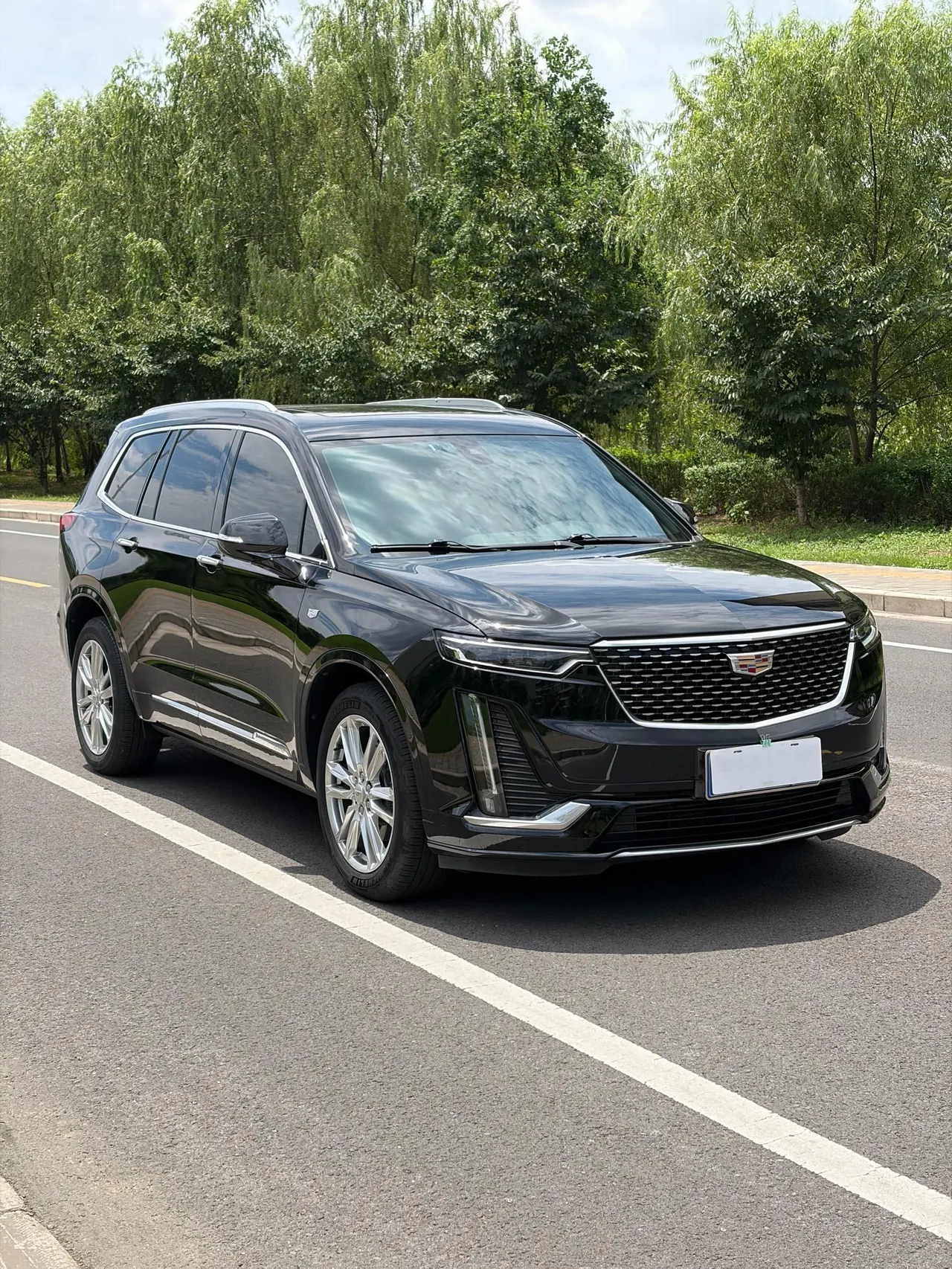Cadillac 2022 XT6 48V 2.0T 6-seat four-wheel drive luxury automatic gear 3