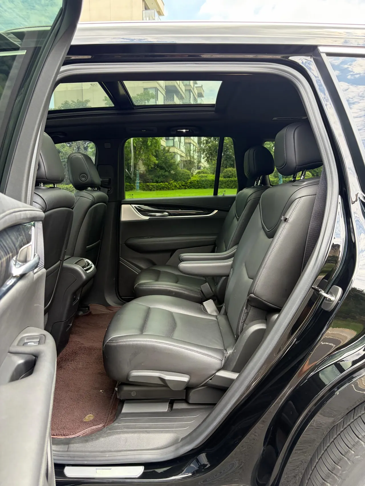 Cadillac 2022 XT6 48V 2.0T 6-seat four-wheel drive luxury automatic gear 6