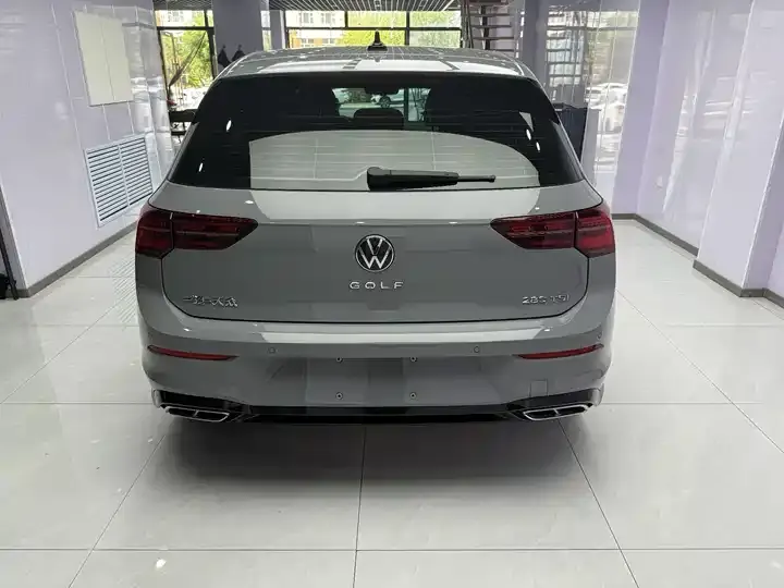 Golf 2023 facelift 280TSI DSG R-Line Lite 3
