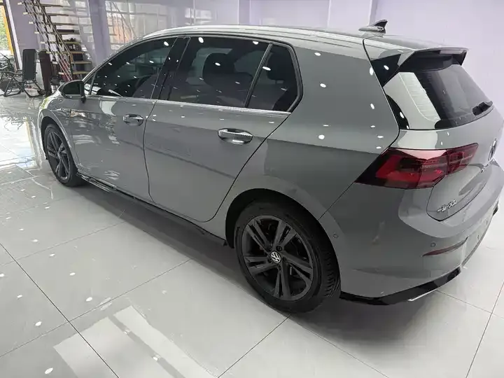 Golf 2023 facelift 280TSI DSG R-Line Lite 4