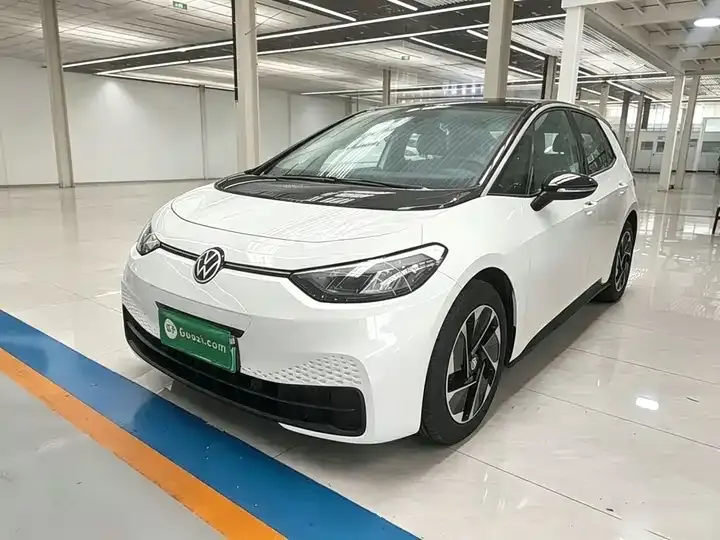 Открыть галерею: Volkswagen ID. 3 2024 models outstanding edition