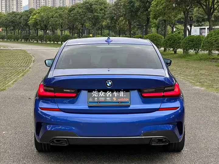 BMW 3 Series 2021 325Li M Sports Night Suit 7