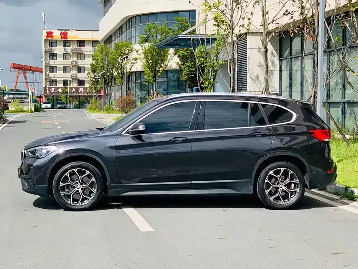 BMW X1 2021 sDrive25Li Luxury Model 5