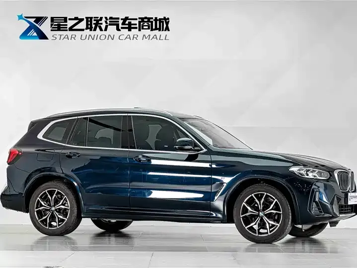 BMW X3 2022 facelift xDrive25i M sports suit 2