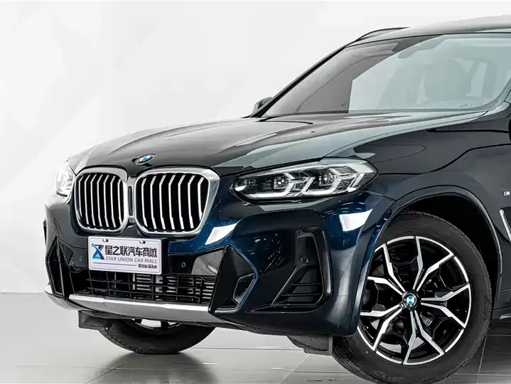 BMW X3 2022 facelift xDrive25i M sports suit 6
