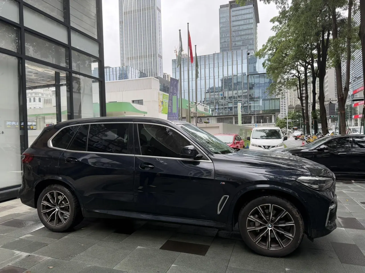 BMW 2022 X5 xDrive30Li 2.0T M sports suit automatic gear 4