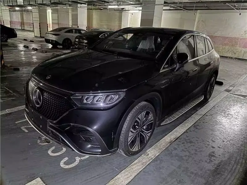 Mercedes Benz 2024 EQE SUV 500 4MATIC EQE SUV 500 4MATIC Pioneer Edition Automatic - View 1