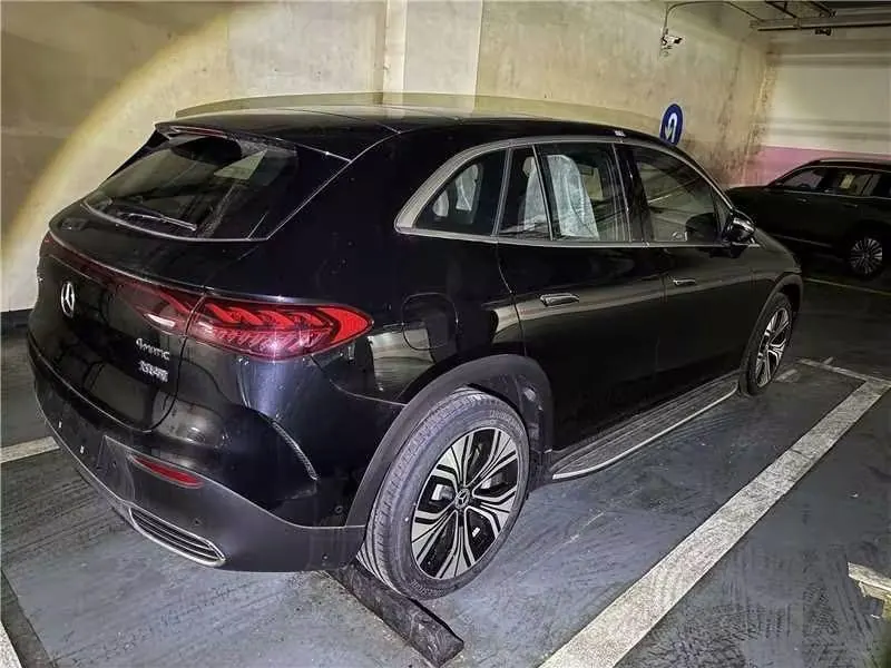 Mercedes Benz 2024 EQE SUV 500 4MATIC EQE SUV 500 4MATIC Pioneer Edition Automatic 2