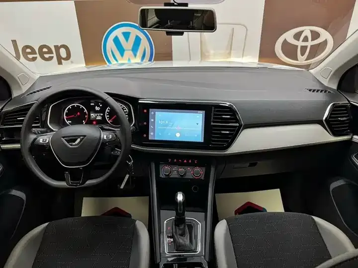 Jetta VS5 2023 model 280TSI automatic entry-level version 9