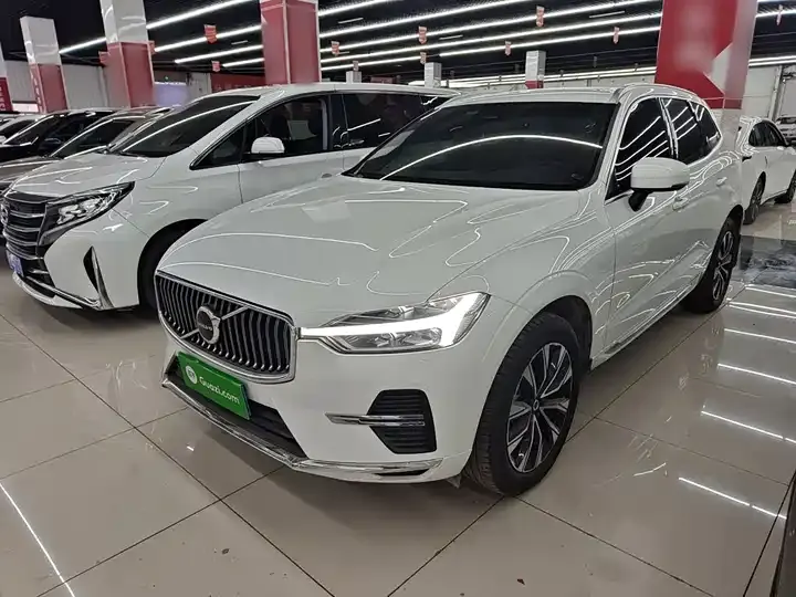 Volvo XC60 2024 B5 4WD Zhiyuan Deluxe Edition 2