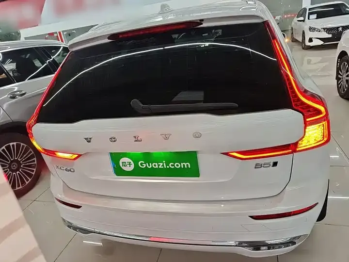 Volvo XC60 2024 B5 4WD Zhiyuan Deluxe Edition 4
