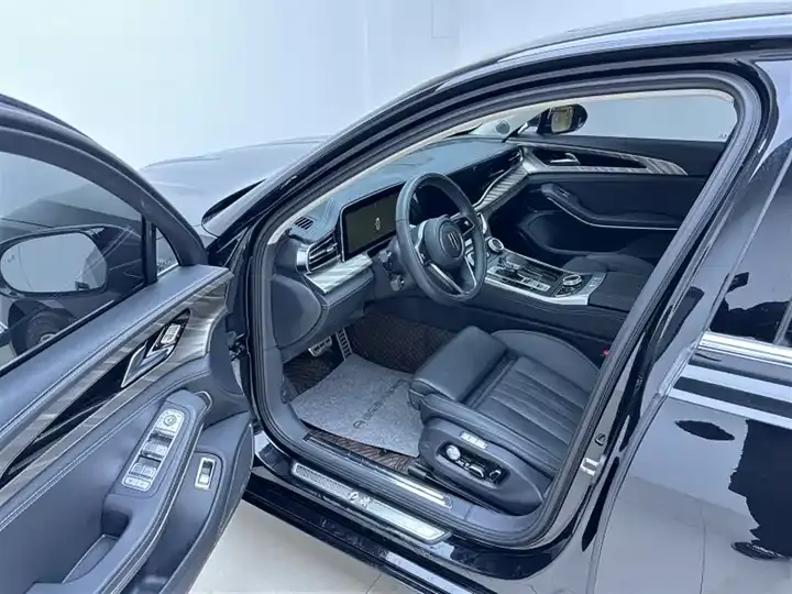 HongQi H9 2022 2.0T Zhilian Qichang Edition 7