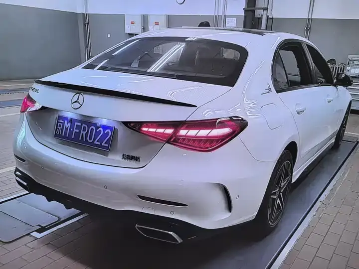 Mercedes Benz Class C 2025 C 260 L Night Sports Edition 2