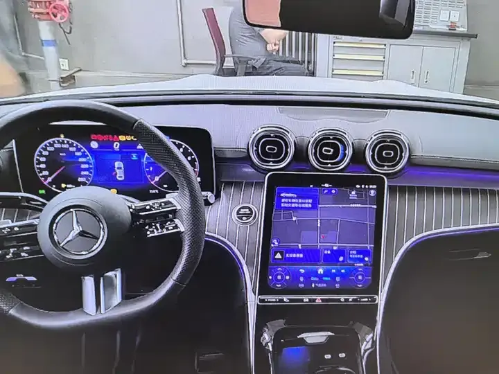 Mercedes Benz Class C 2025 C 260 L Night Sports Edition 7