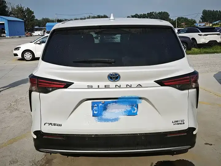 Sana SIENNA 2023 2.5L Hybrid Premium Edition 7