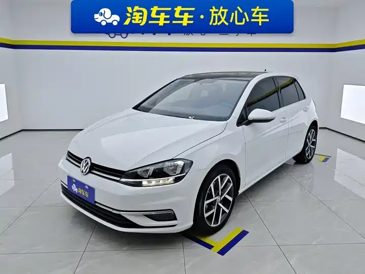 Golf 2020 Beloved Edition 200TSI DSG Comfort Enterprising Edition - View 1