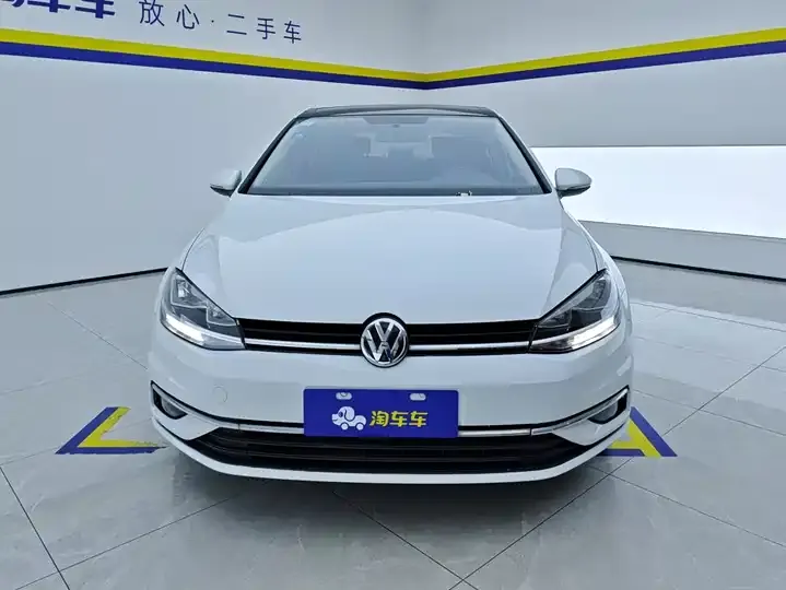 Golf 2020 Beloved Edition 200TSI DSG Comfort Enterprising Edition 2