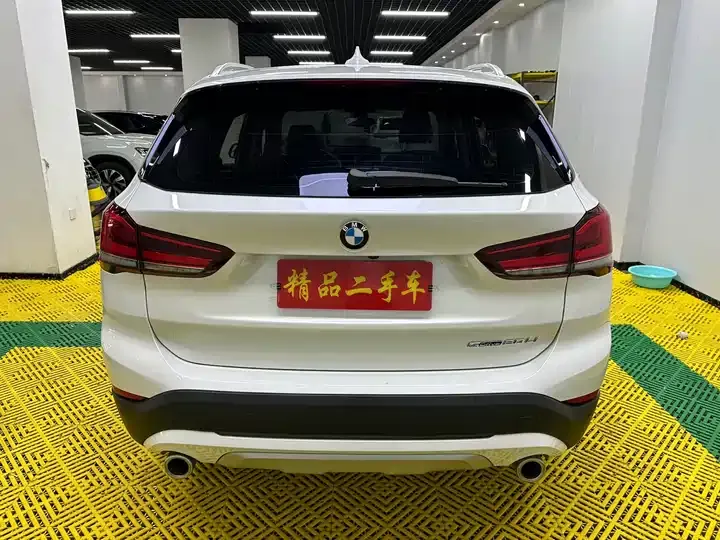 BMW X1 2022 sDrive20Li fashion 5