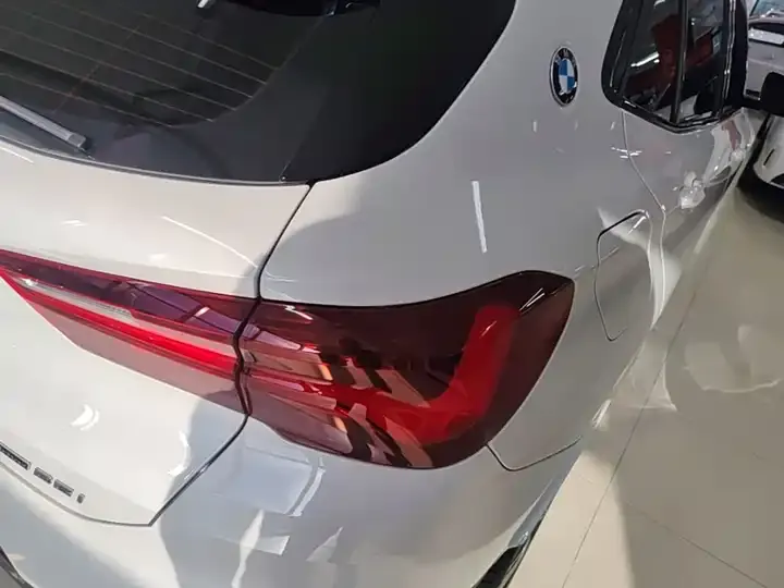 BMW X2 2022 sDrive25i M sports suit 8