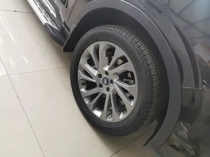 Lingyu 2023 EcoBoost 225 Zunling 7 seats (2/2/3) 6