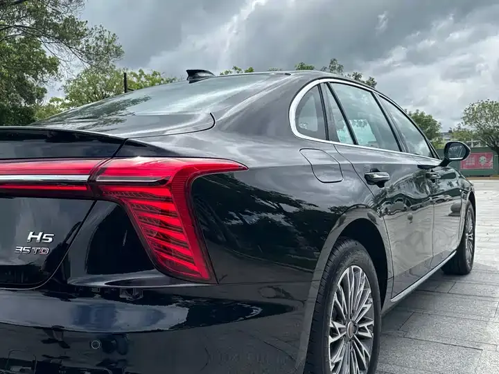 HongQi H5 2025 1.5T DCT Flag Rhyme Edition 9