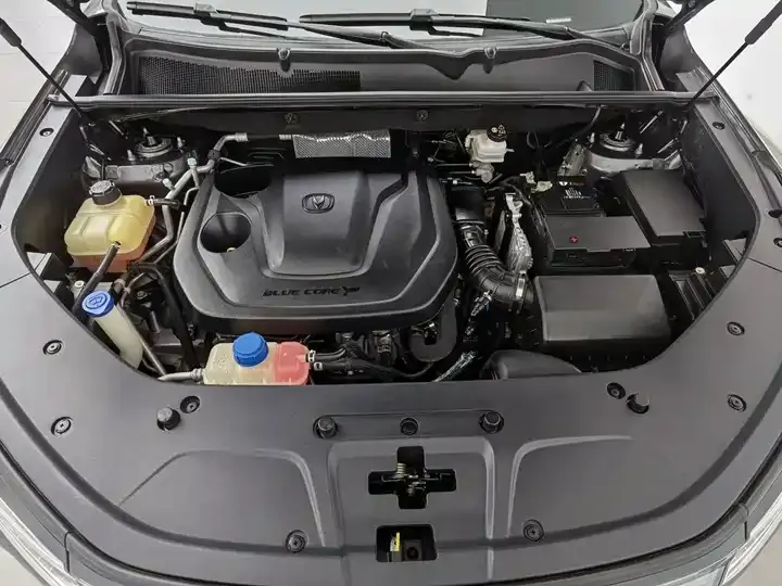 ChangAn CS75PLUS 2022 second generation 1.5T automatic honor model 6