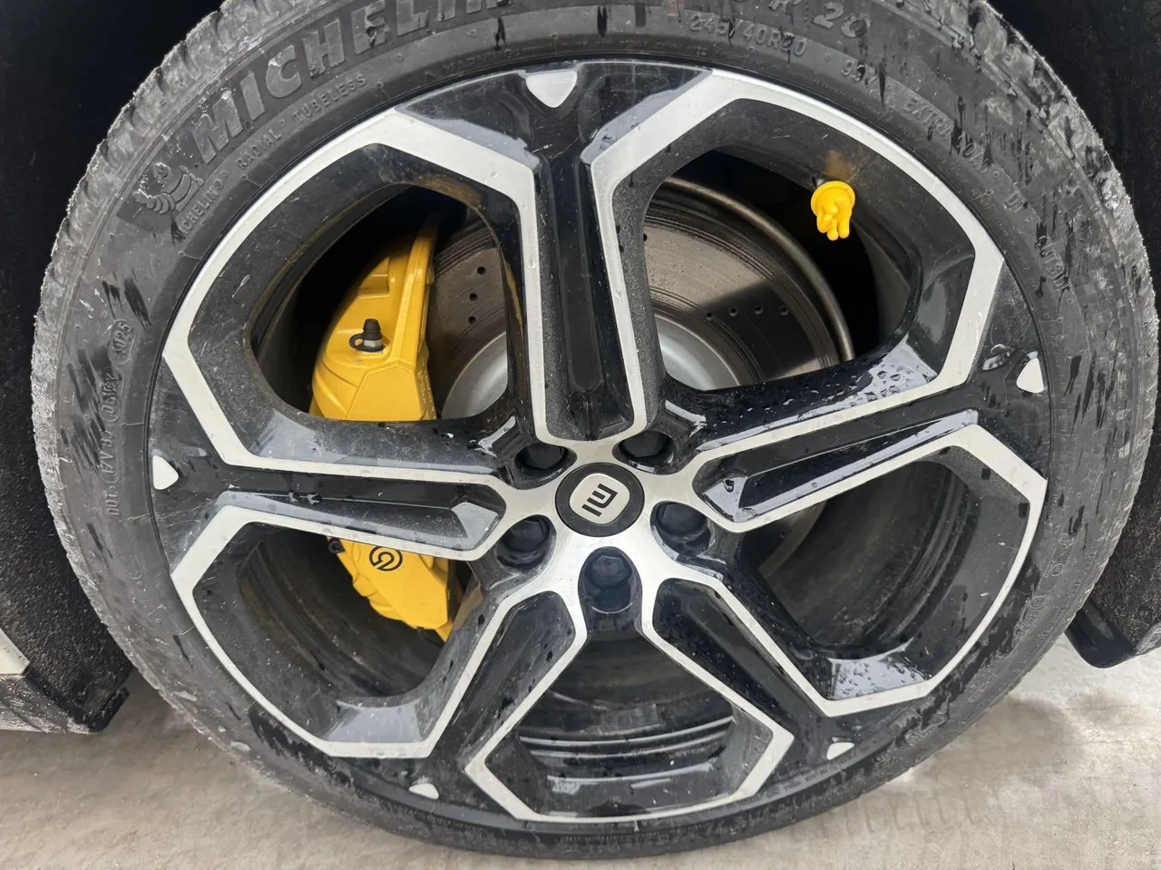 MI 2024 SU 7 700km Rear Drive Long Endurance Smart Driving Edition Automatic Gear 3
