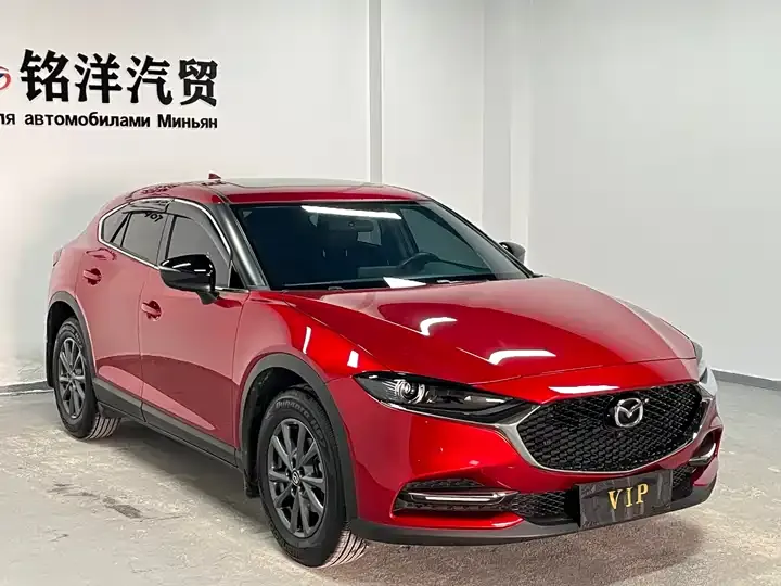 Mazda CX-4 2021 2.0L Automatic Two-Drive Blue Sky Exploration Edition 2