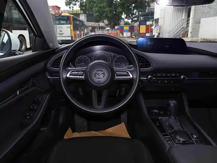 Mazda 3 Oncorsela 2022 2.0L Auto Quality Edition 11