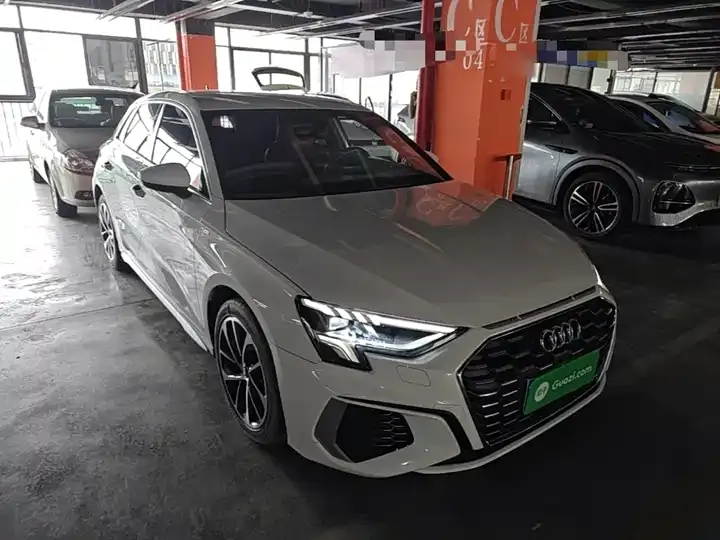 Audi A3 2021 Sportback 35 TFSI Aggressive Sport 4
