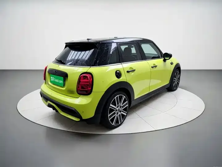 MINI 2023 model change 2.0T COOPER S artist five-door version 4