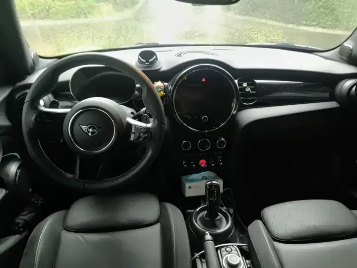 MINI 2023 model change 2.0T COOPER S artist five-door version 5