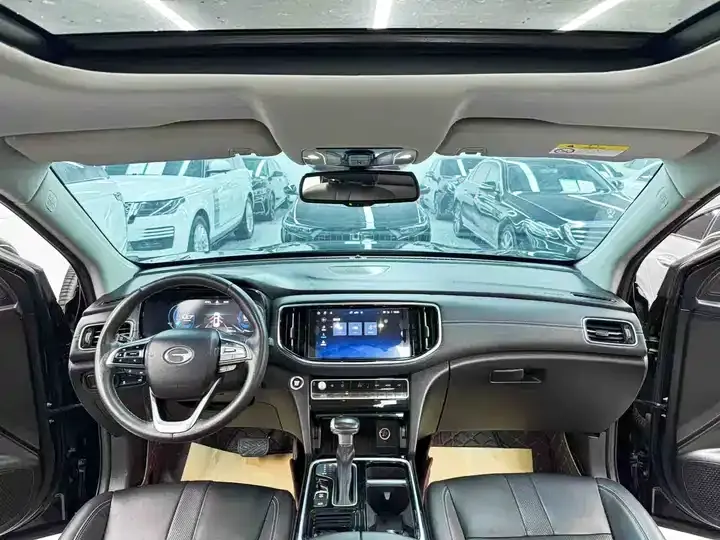 Chuanqi GS8 2020 GS8S 390T Two-Drive Deluxe Zhilian Edition 9