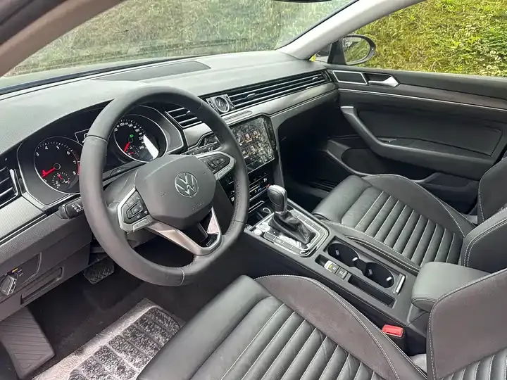Magotan 2020 330TSI DSG Leading Edition 9