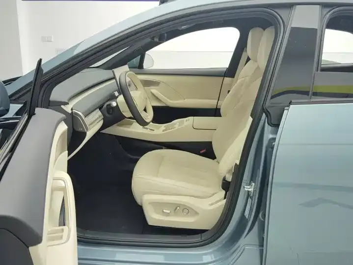 ONVO L60 2025 60kWh 4WD Edition 9