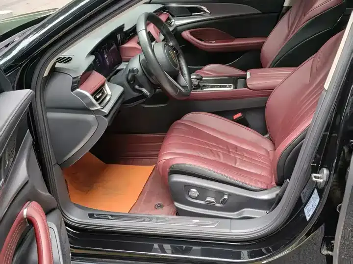 HongQi H5 2023 model 2.0T automatic Intelligent Connected Flag Comfort Edition 4