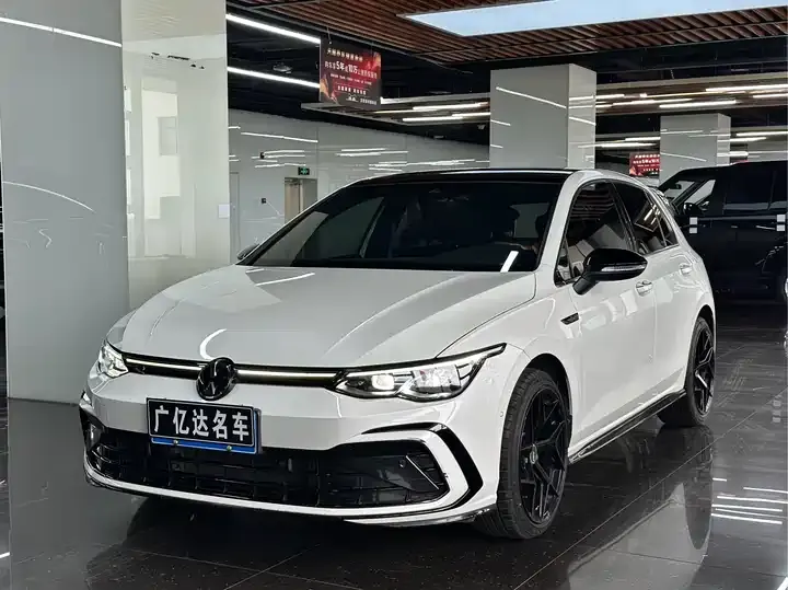 Golf 2023 facelift 280TSI DSG R-Line - View 1