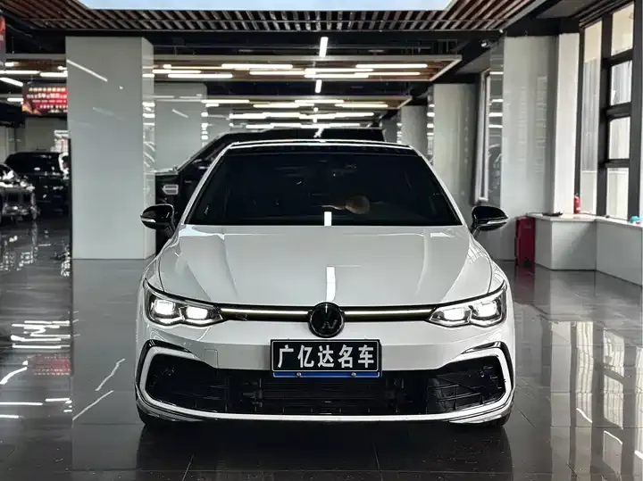 Golf 2023 facelift 280TSI DSG R-Line 2