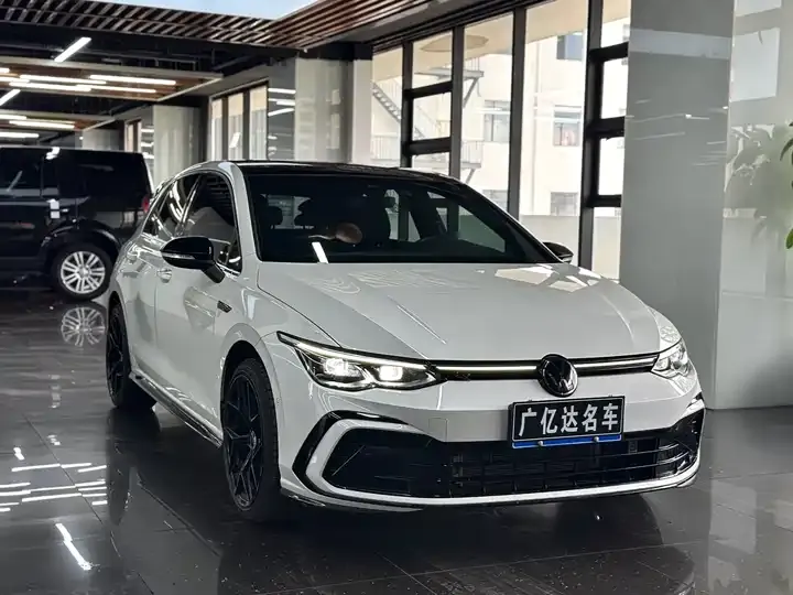 Golf 2023 facelift 280TSI DSG R-Line 3