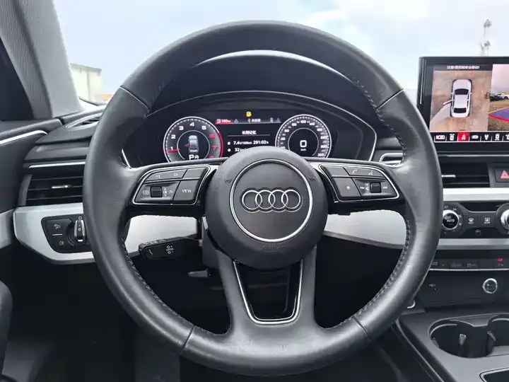 Audi A4L 2020 model 40 TFSI Luxury Dynamic Edition 10