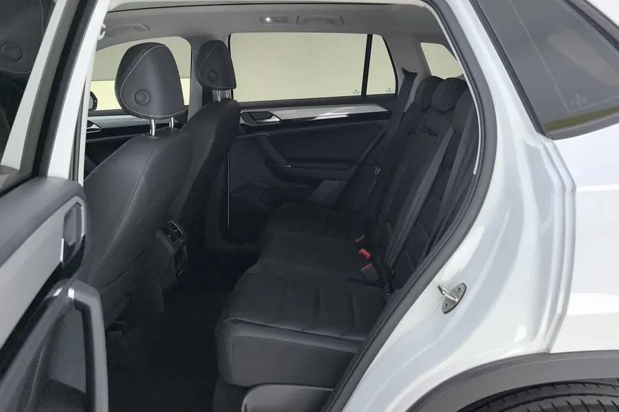 Volkswagen 2020 Tanyue 2.0TSI 330TSI Two-Drive Deluxe Smart Joint Edition Automatic Gear 6